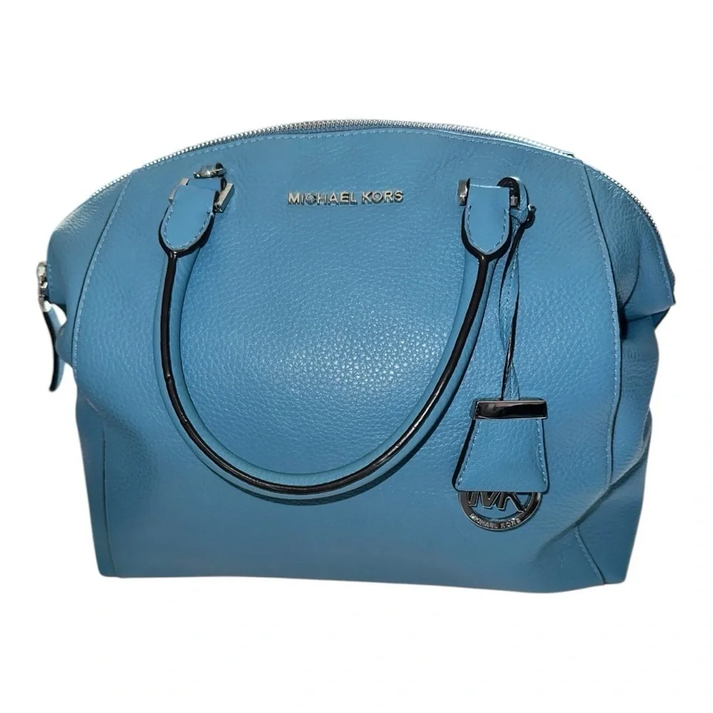 ⭐️ Michael Kors Blue Leather Women's Bag. ⭐️